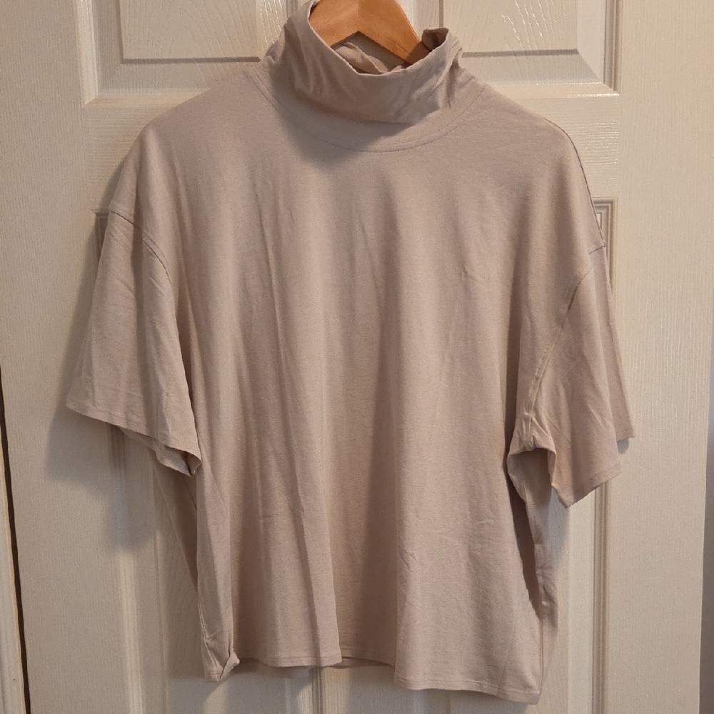 Lululemon Athletica Beige Top